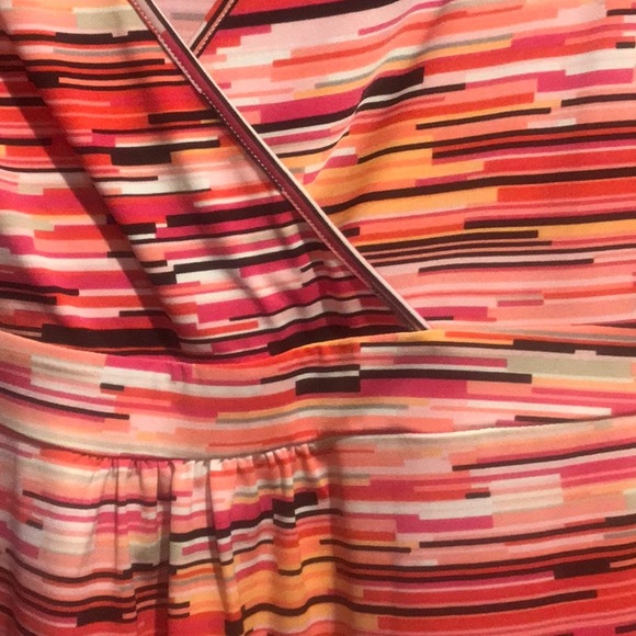 Calvin Klein Top - Picture 3 of 5